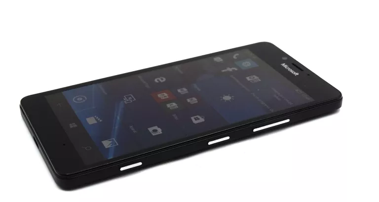 TELEFON MICROSOFT LUMIA 950