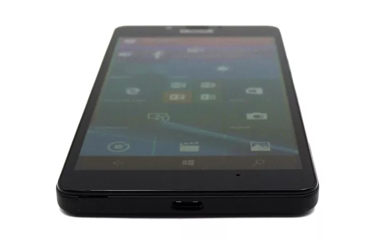 TELEFON MICROSOFT LUMIA 950
