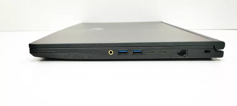 LAPTOP MSI BRAVO 15 15,6 " AMD RYZEN 5 8 GB / 512 GB