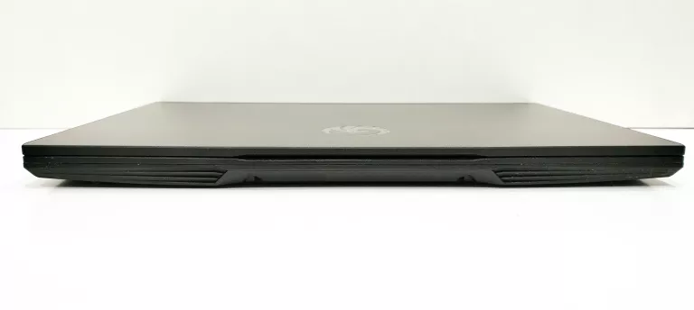 LAPTOP MSI BRAVO 15 15,6 " AMD RYZEN 5 8 GB / 512 GB