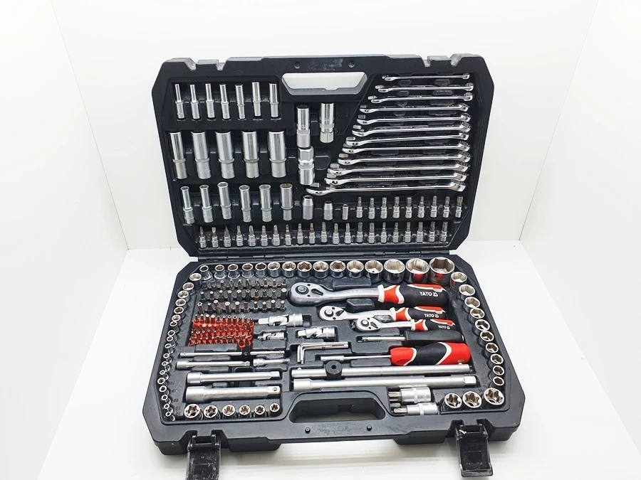 yato-216-el-zestaw-komplet-kluczy-narzedzia-grzechotki-nasadki-yt-38841-ean-gtin-5906083938849