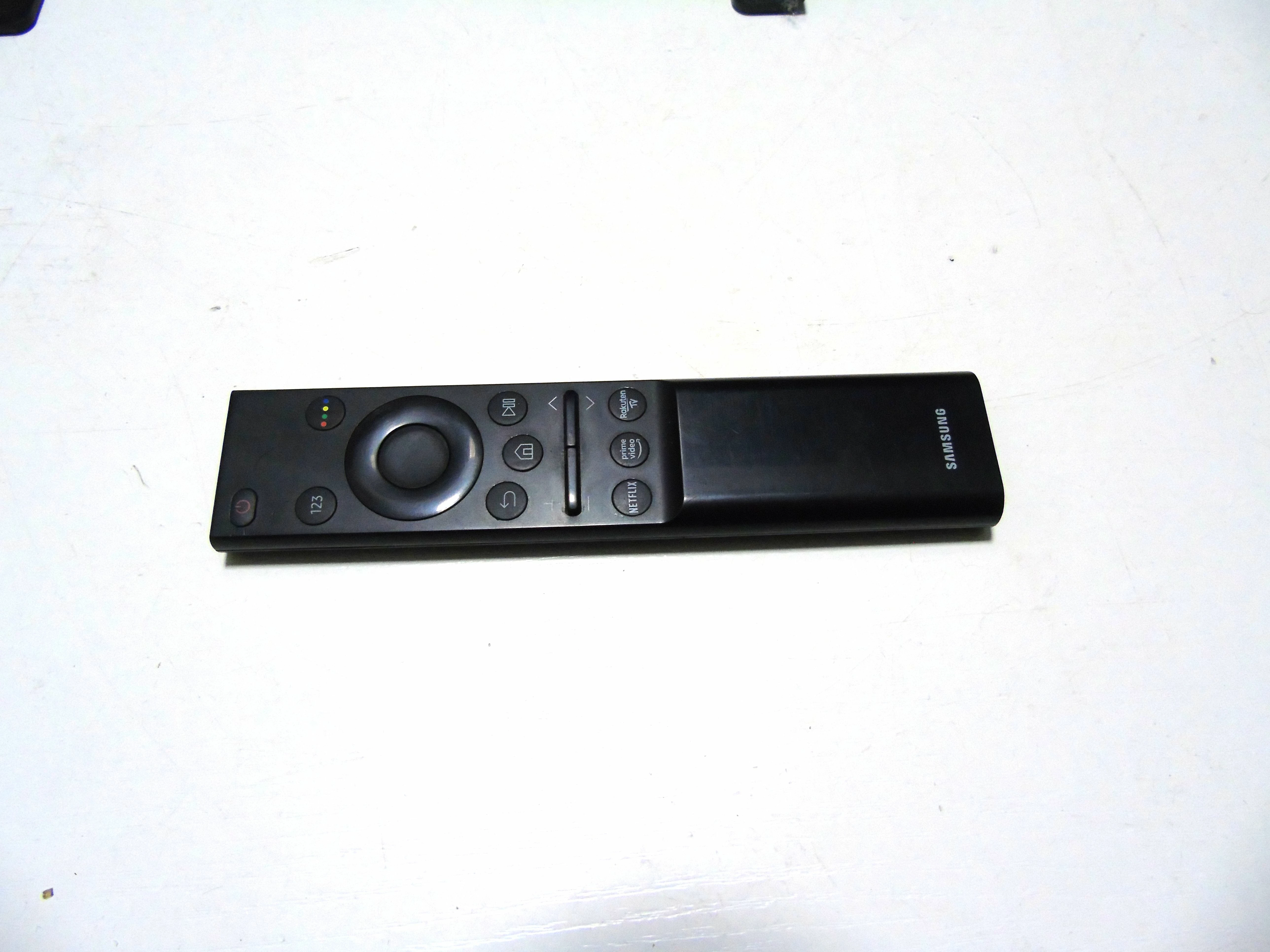 telewizor-samsung-ue50au7192u-pilot-przekatna-ekranu-cale-5000