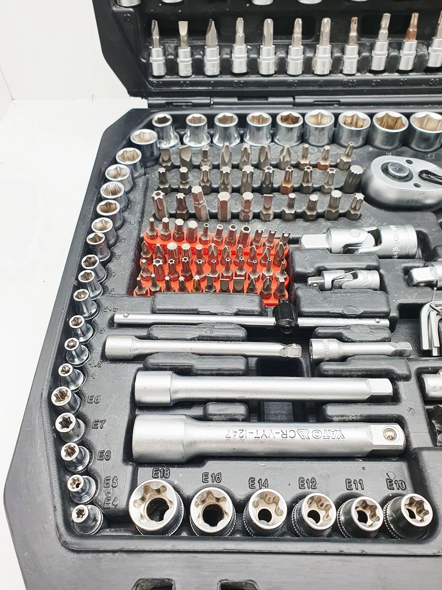 yato-216-el-zestaw-komplet-kluczy-narzedzia-grzechotki-nasadki-yt-38841-product-id-03b4c461-abaf-4bcd-af03-bb9fe13cb0a1