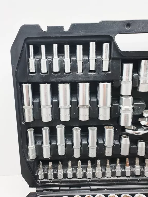 yato-216-el-zestaw-komplet-kluczy-narzedzia-grzechotki-nasadki-yt-38841-rodzaj-klucza-15792-2