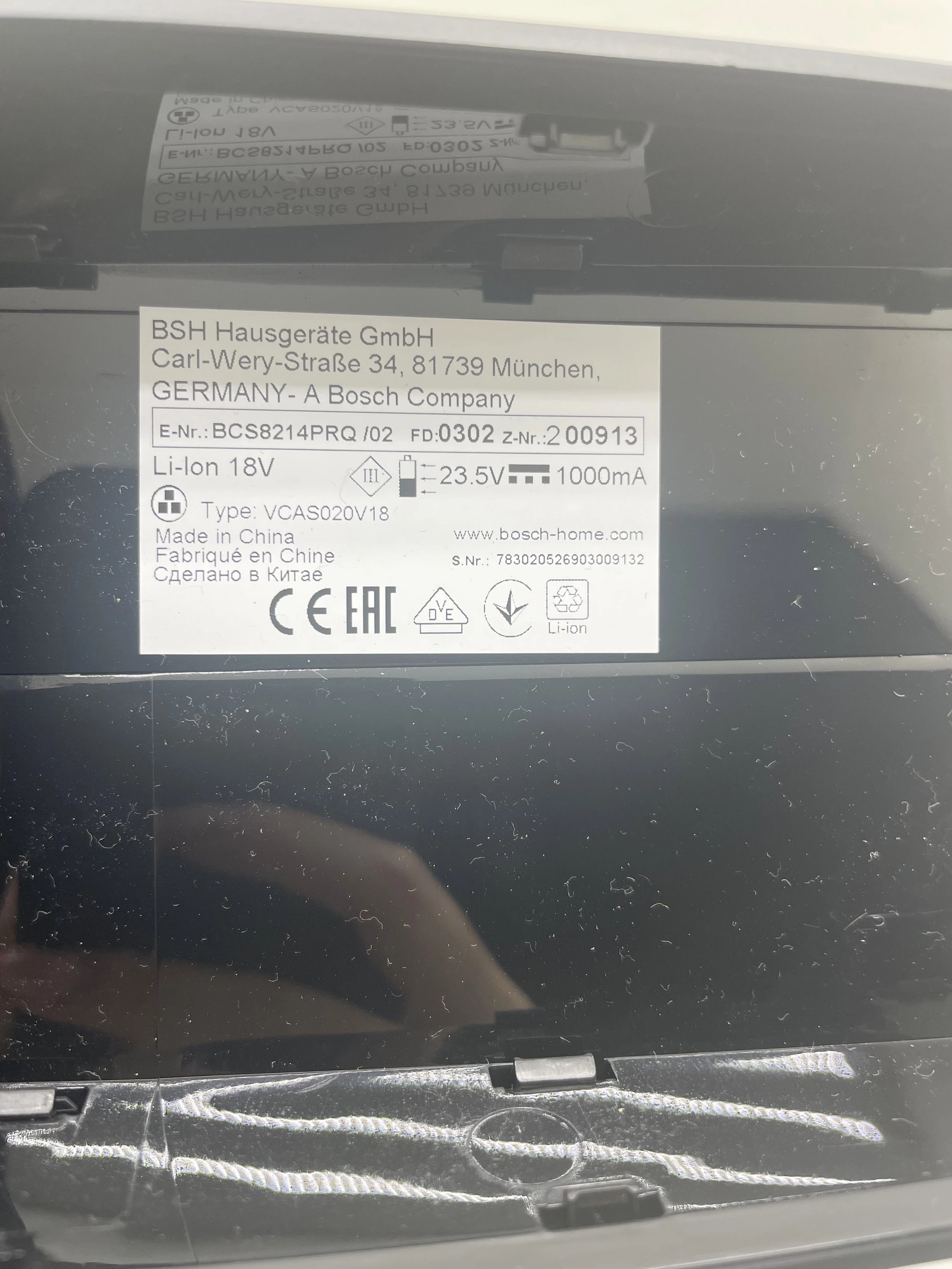 odkurzacz-bezprzewodowy-bosch-unlimited-gen2-series-8-zestaw-model-unlimited-gen2-series-8