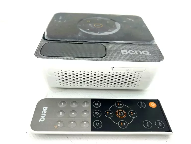 PROJEKTOR BENQ JOYBEE GP3 + OKABLOWANIE