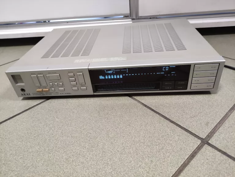 AMPLITUNER AKAI AA-A25L