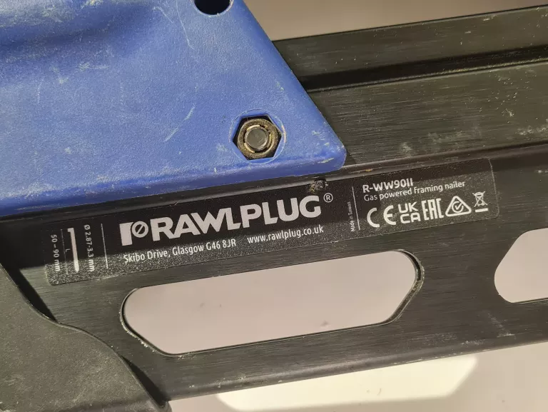 GWOŹDZIARKA GAZOWA RAWLPLUG R-WW90II ZESTAW Z KUFREM