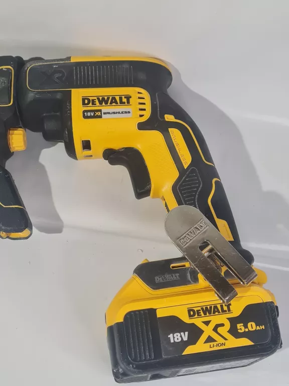 dewalt-wkretarka-do-plyt-g-k-dcf620-18v-magazynek-dcf6202-zestaw-z-aku-napiecie-v-128551-6