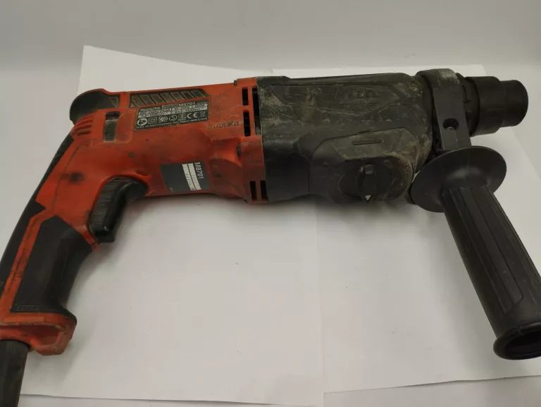 MŁOTOWIERTARKA MAKITA M8701