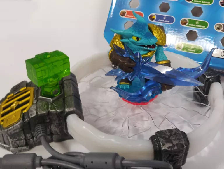 SKYLANDERS TRAP TEAM XBOX ONE KOMPLET