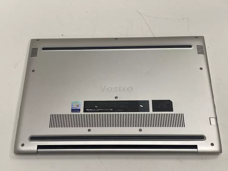 LAPTOP 14" DELL VOSTRO P88G WIN11/I5/256GB/16GB
