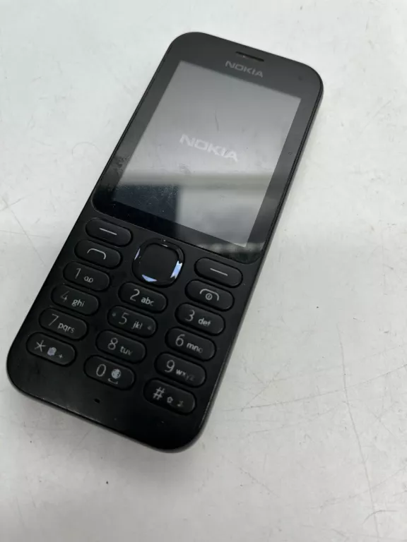 TELEFON NOKIA 215 Z KLAWISZAMI RM-1110
