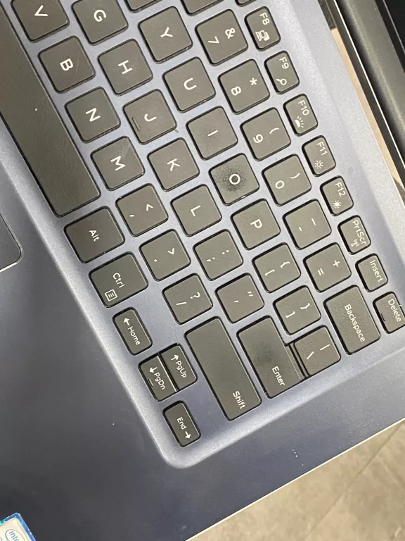 LAPTOP 14" DELL VOSTRO P88G WIN11/I5/256GB/16GB