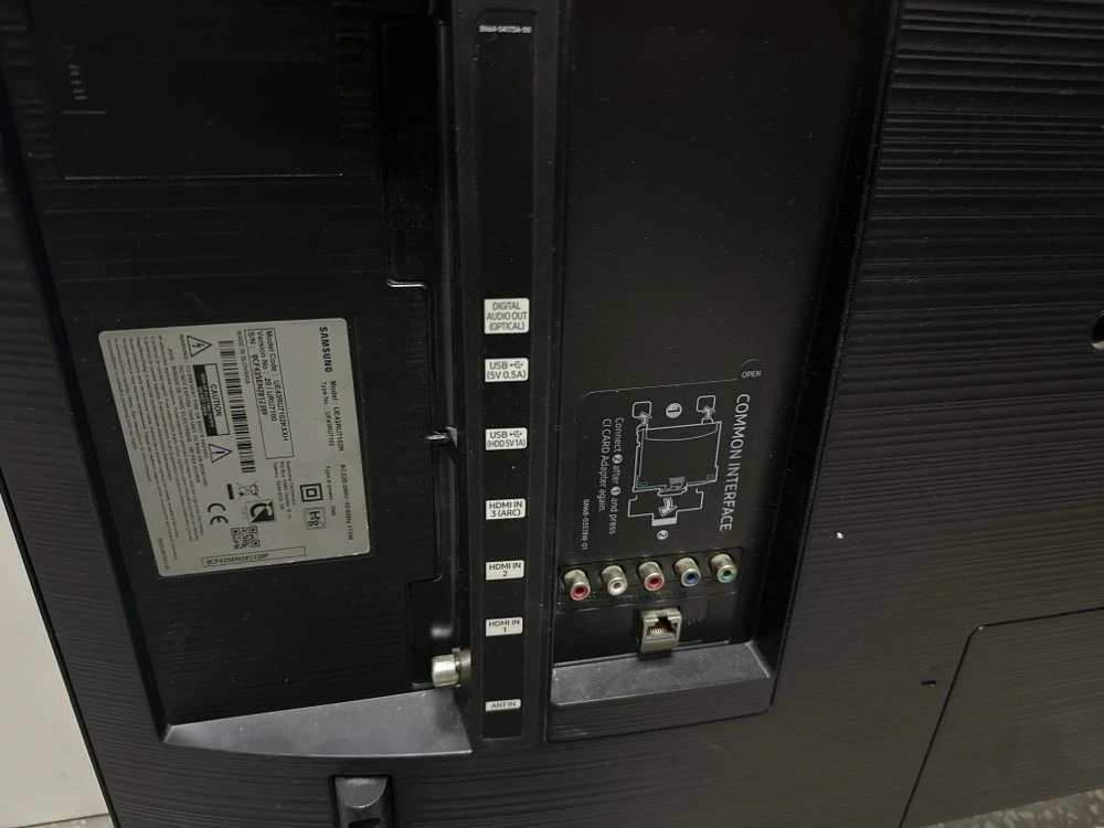 telewizor-led-samsung-ue43ru7102k-43-cale-4k-uhd-format-hd-129294-1