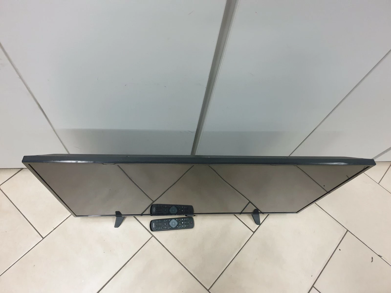 telewizor-philips-led-40pfh410188-stan-11323-2