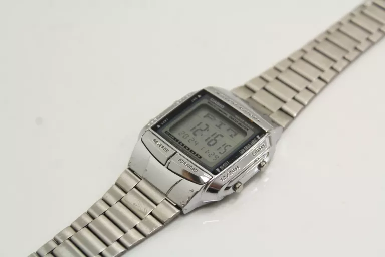 ZEGAREK CASIO DB-360