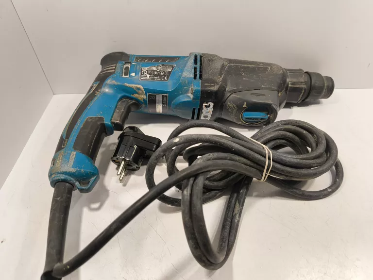 MŁOTOWIERTARKA MAKITA HR2610