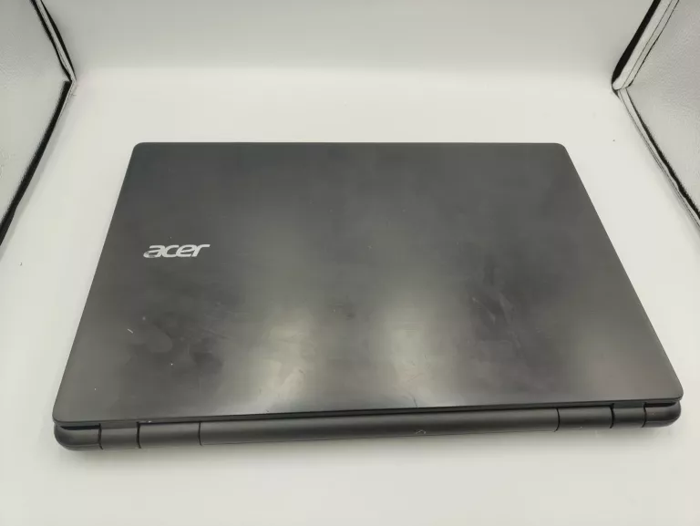 LAPTOP ACER E5-511 PENTIUM N3530 RAM 4 GB HDD500GB