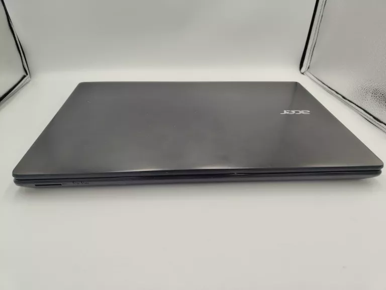 LAPTOP ACER E5-511 PENTIUM N3530 RAM 4 GB HDD500GB