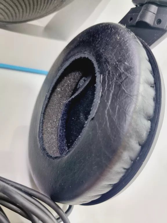 SŁUCHAWKI SENNHEISER HD 200 PRO #OPIS