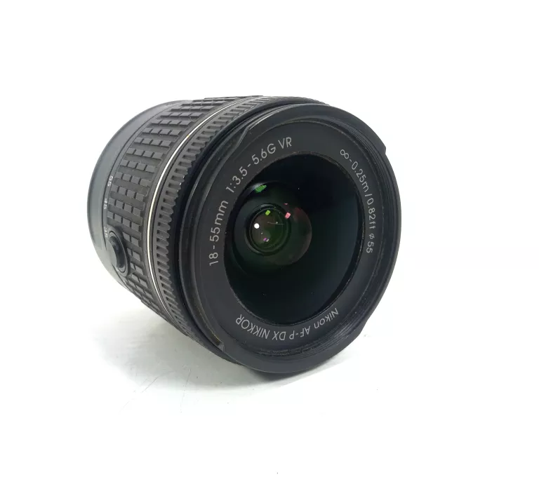 APARAT LUSTRZANKA NIKON D3300 + OBIEKTYW NIKON NIKKOR 18-55MM VR KIT