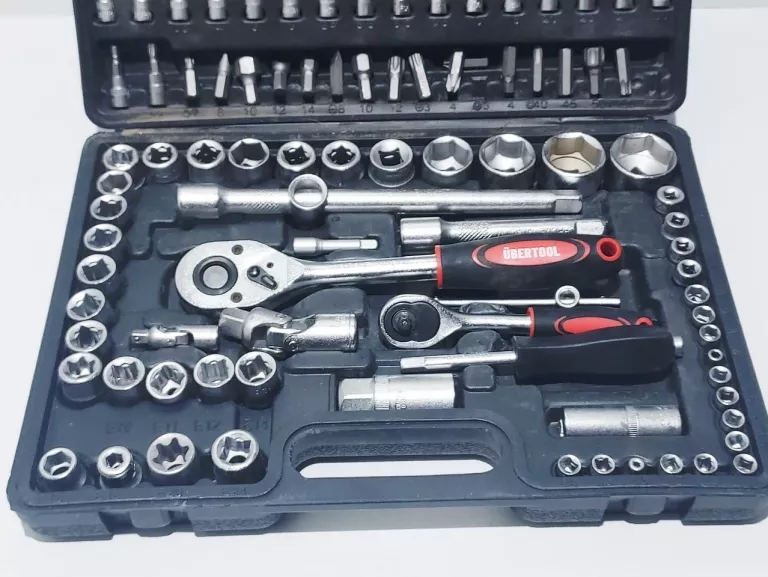 zestaw-kluczy-nasadowych-ubertool-walizka-marka-127509-9