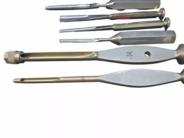 dwa-komplety-dlut-do-drewna-stal-nierdzewna-chiron-rostfrei-typ-narzedzia-205950-274485