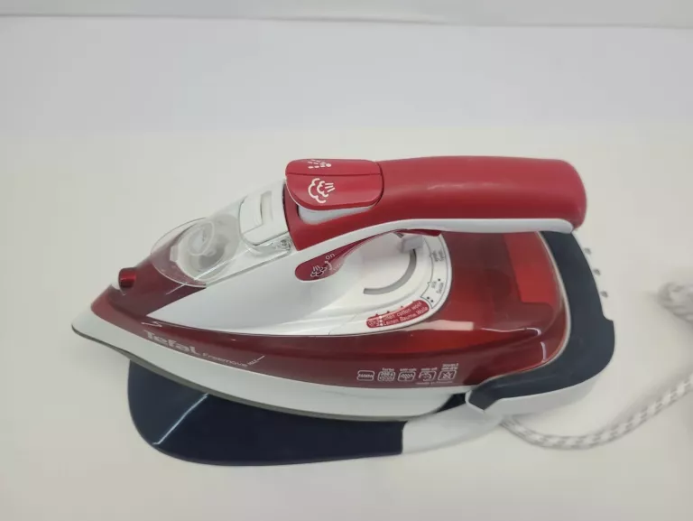 TEFAL ŻELAZKO BEZPRZEWODOWE PAROWE FV9976