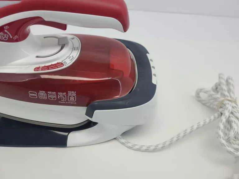TEFAL ŻELAZKO BEZPRZEWODOWE PAROWE FV9976