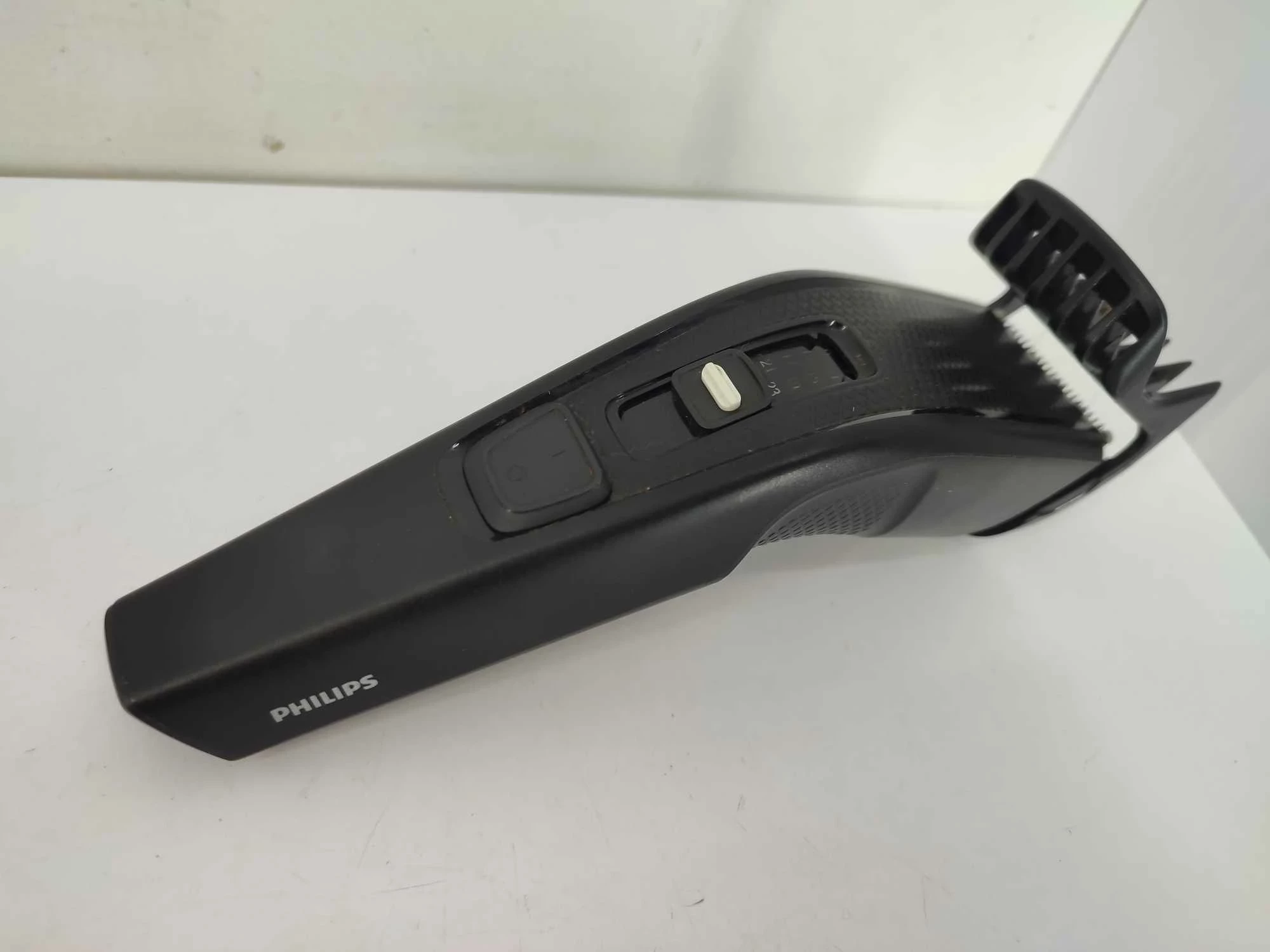 cisnieniomierz-vitammy-next-1maszynka-do-strzyzenia-philips-kolor-dominujacy-129357-3