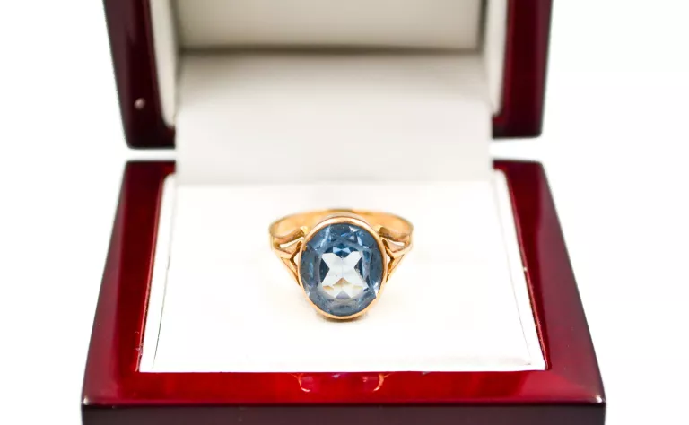 ELEGANCKI ZŁOTY PIERŚCIONEK 3,62G R.13 PR.585