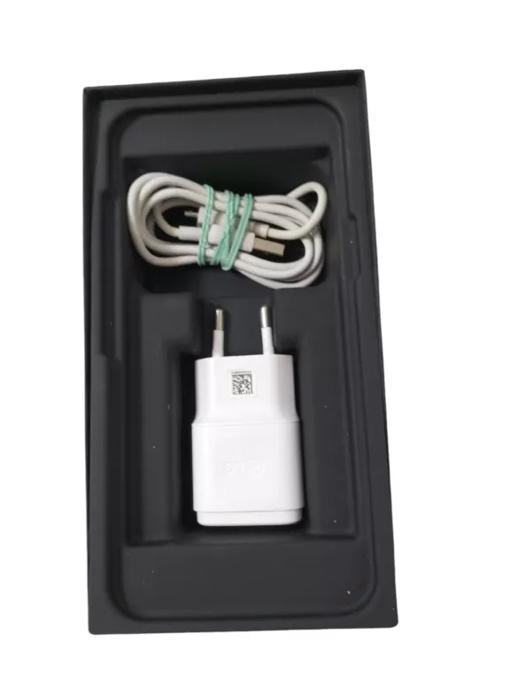TELEFON LG Q60