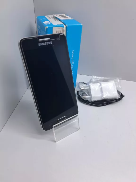 TELEFON SAMSUNG GALAXY A3