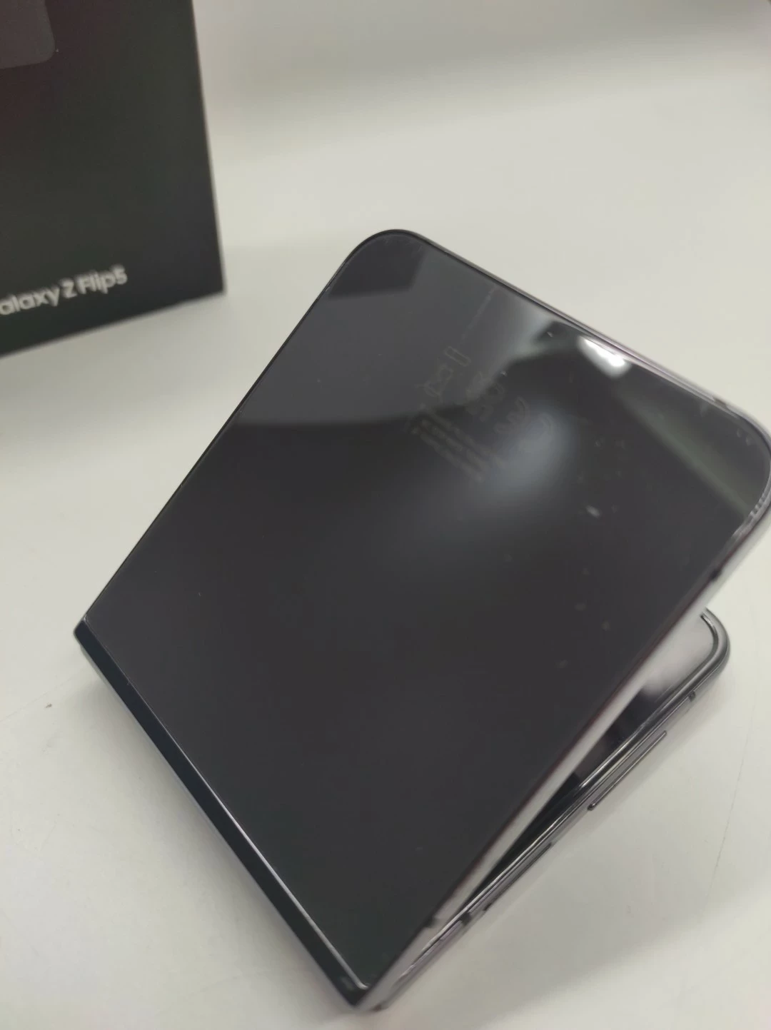 samsung-galaxy-z-flip-5-512gb-t-mobile-gw-kolor-127448-1191571