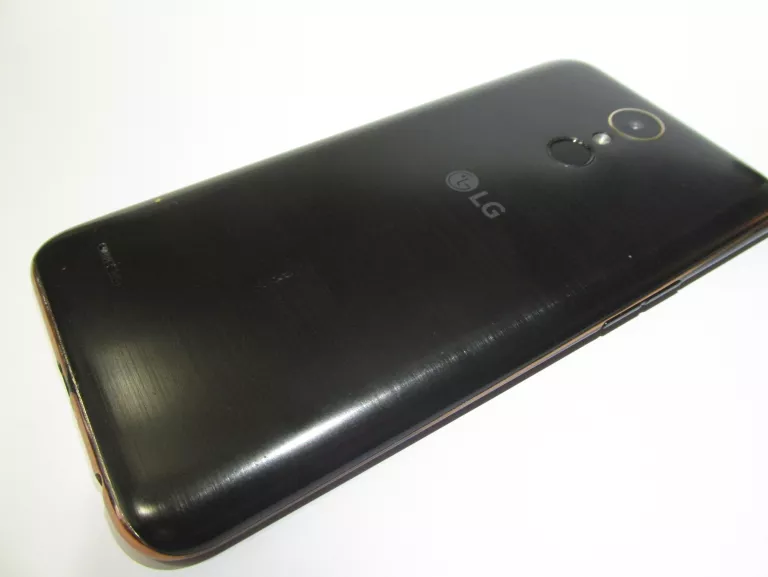 TELEFON LG K10 2017