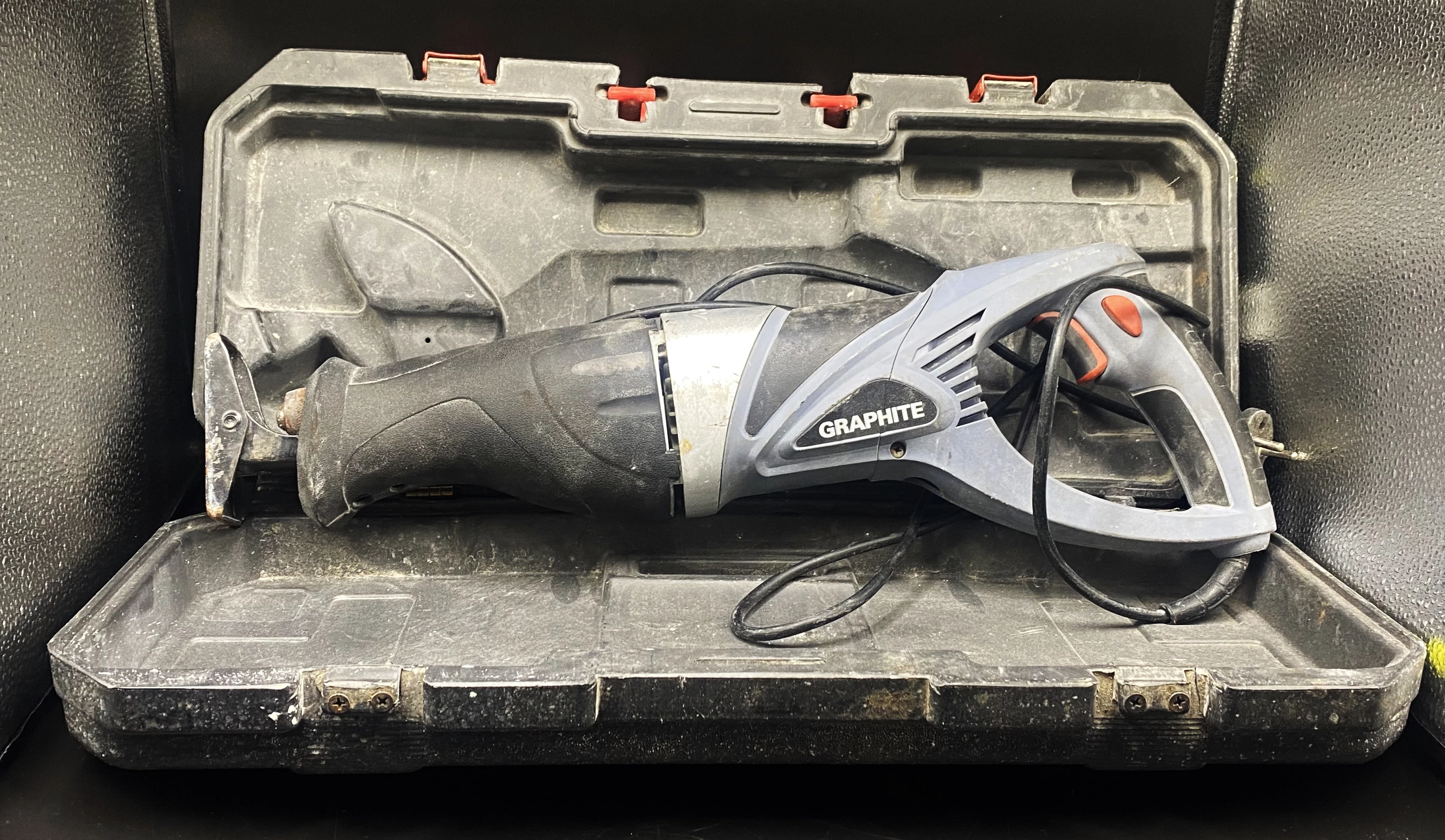 pila-szablasta-graphite-58g970-wolnosci-132-bielawa