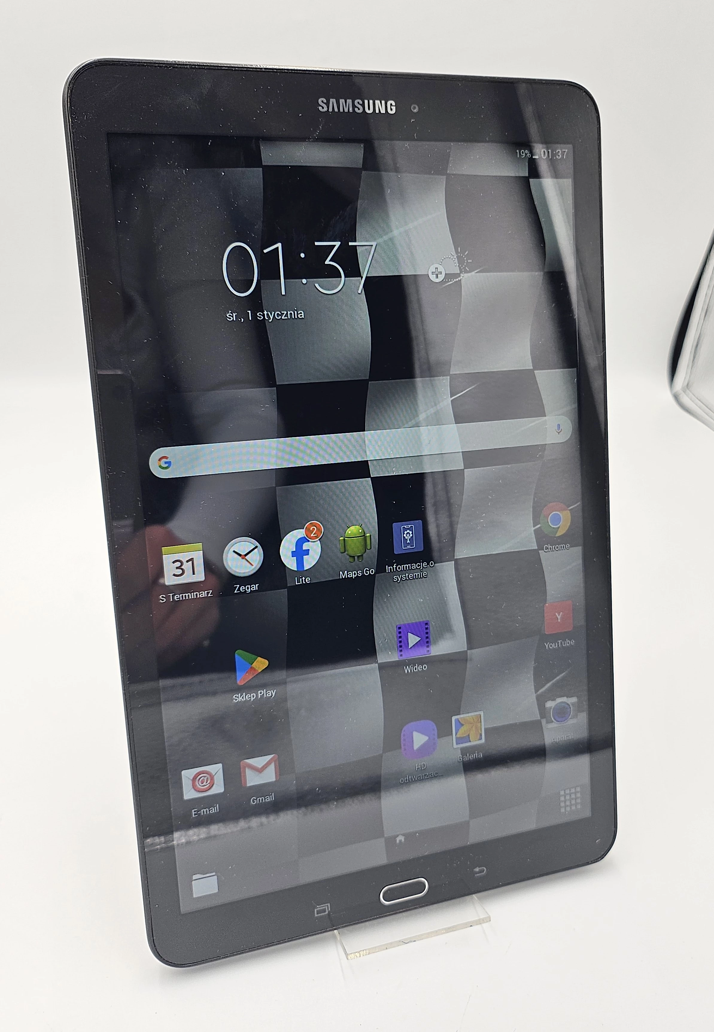 tablet-samsung-galaxy-tab-e-kod-producenta-sm-t560