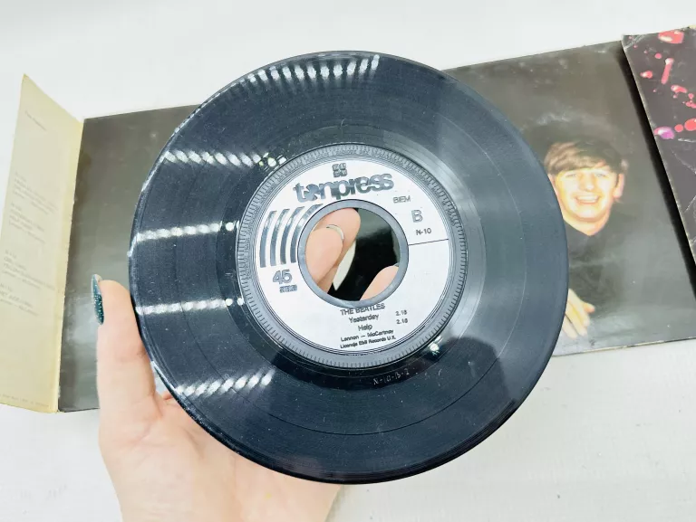 PŁYTA WINYLOWA WINYL THE BEATLES TONPRESS YELLOW SUBMARINE 7"