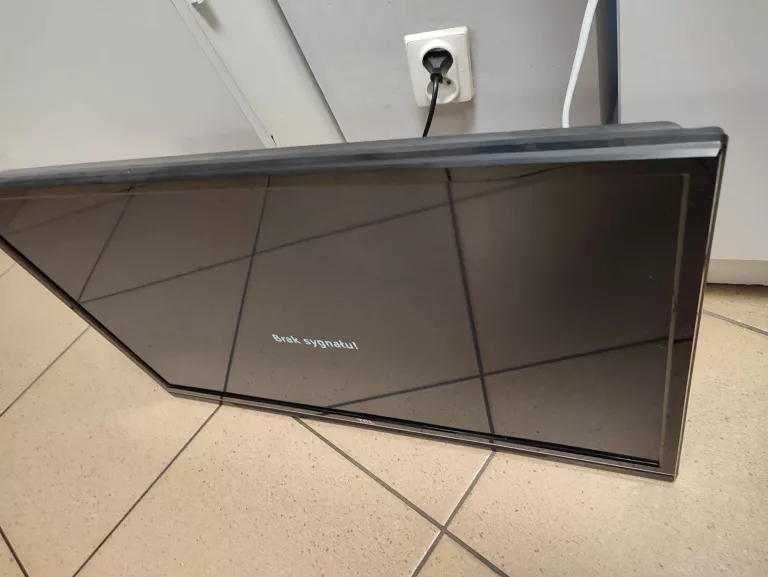 TELEWIZOR TCL L32E3000C