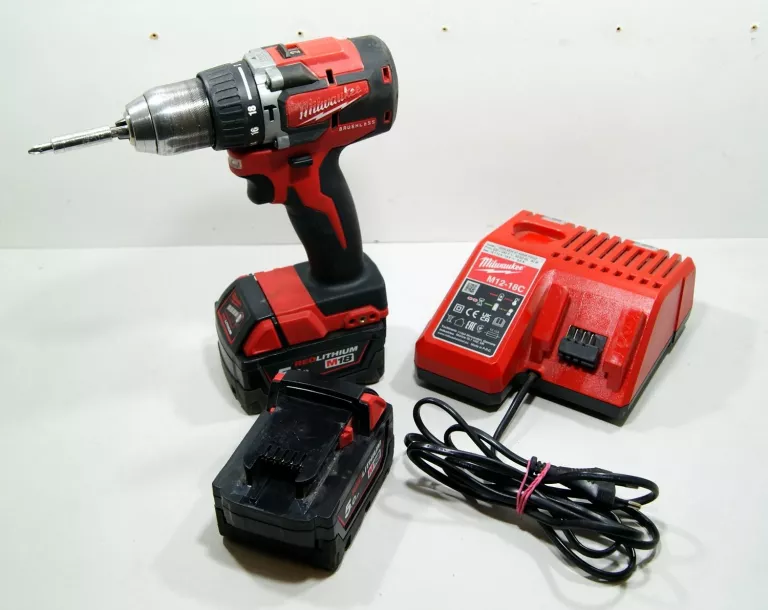 wkretarka-milwaukee-m18-cblpd-aku-x2-ladowarka-zamkowa-4-ostrzeszow