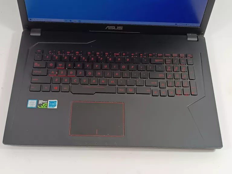 LAPTOP ASUS FX753V