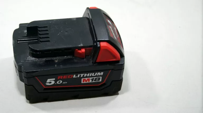 wkretarka-milwaukee-m18-cblpd-aku-x2-ladowarka-zasilanie-209202-1769478