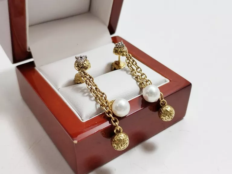 KOLCZYKI Z BRYLANTAMI I PERŁĄ AU:750, 18K, 9,47G, 4,5CM