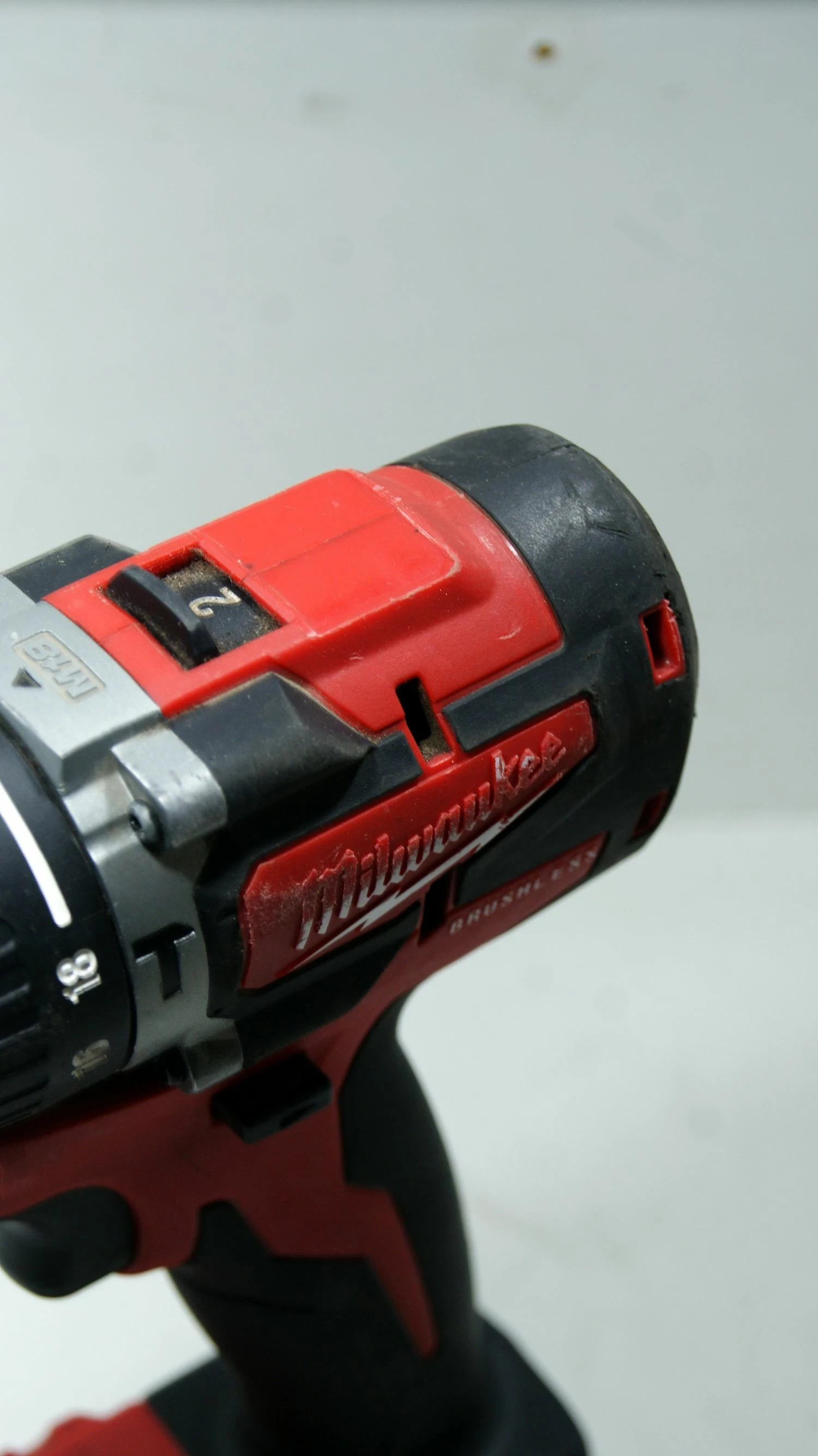 wkretarka-milwaukee-m18-cblpd-aku-x2-ladowarka-rodzaj-silnika-204657-381877