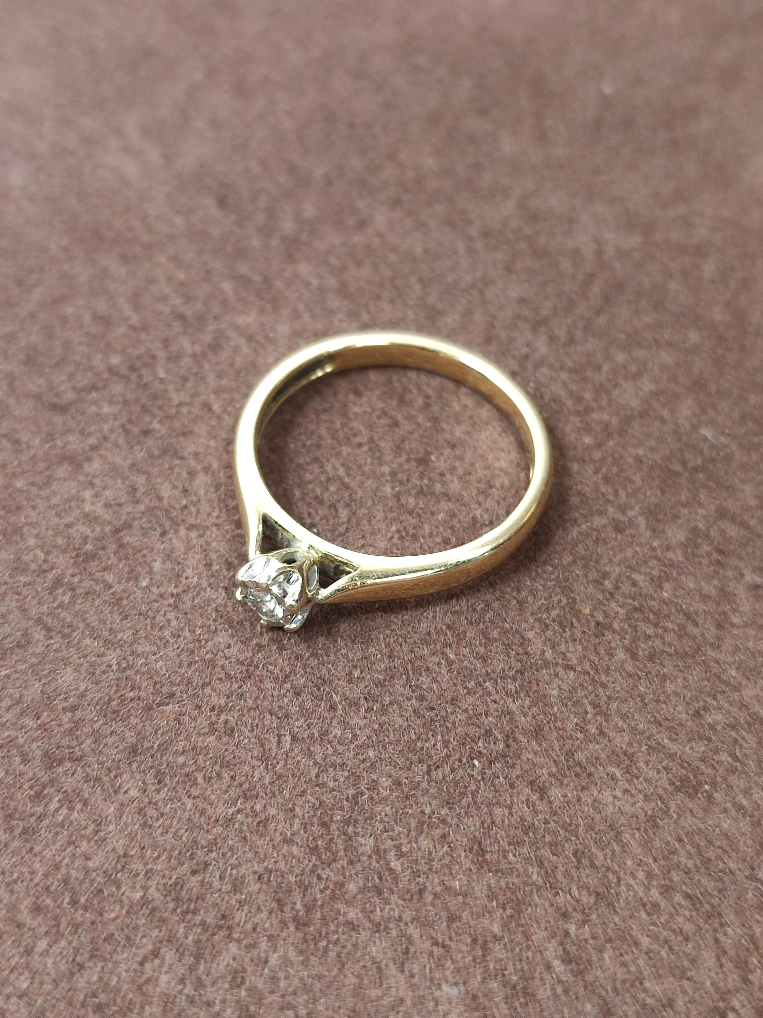 piekny-zloty-pierscionek-z-brylantem-005-ct-proba-585-174-gr-rozmiar-12-rodzaj-2205-2