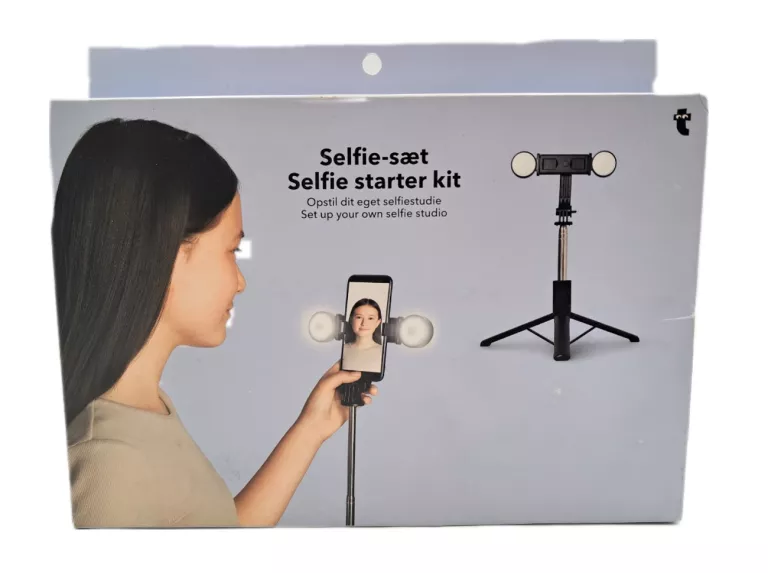 SELFIE STICK ZE ŚWIATŁAMI