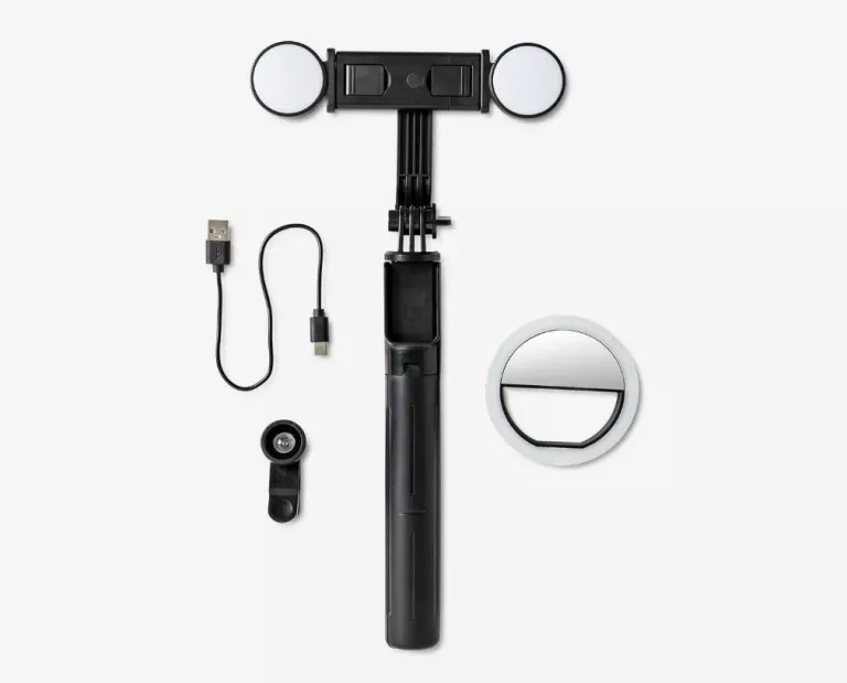 SELFIE STICK ZE ŚWIATŁAMI