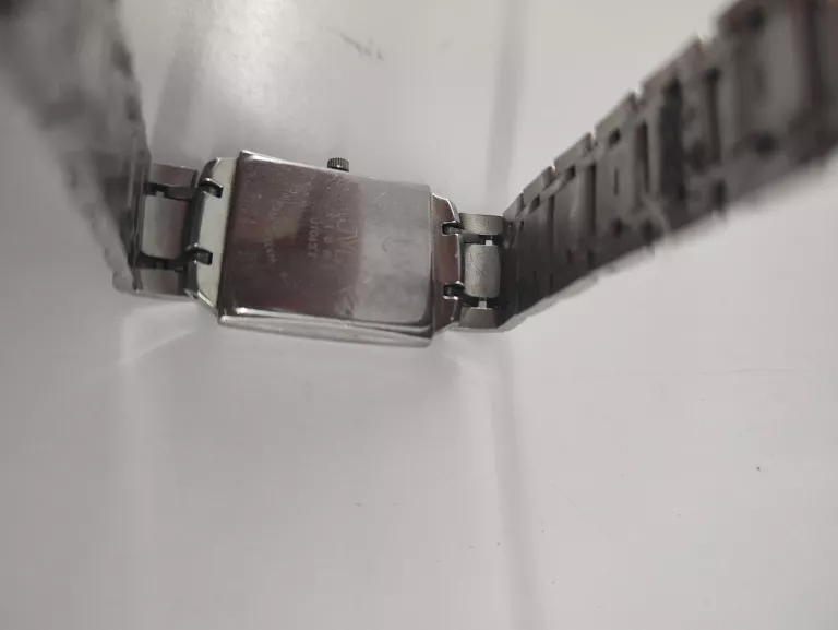 ZEGAREK JVD STEEL J1043.1