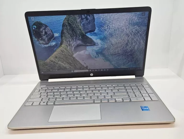 LAPTOP HP 15-FQ2241NW